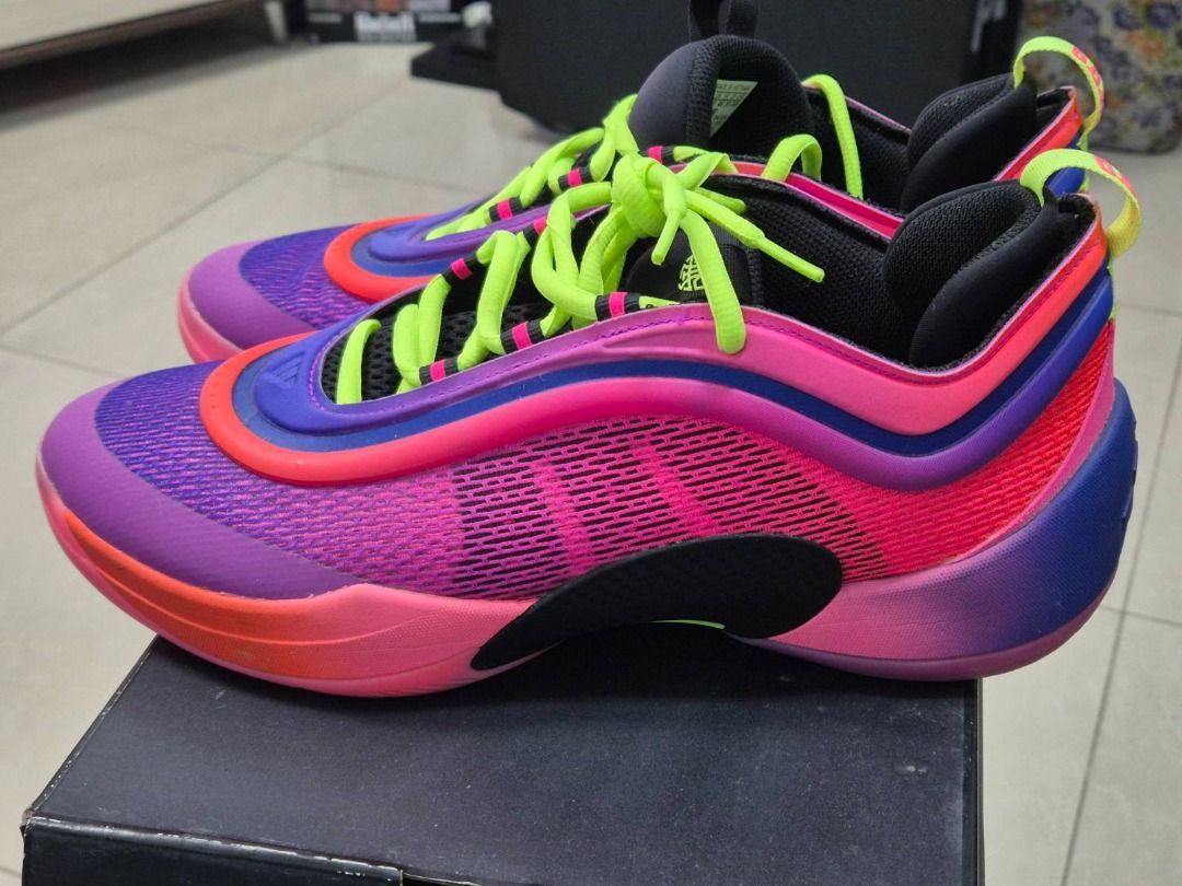 Don Issue 6 'Camp' Size 11.5 US (Category: Sneakers) located in Muntinlupa City. Submitted by nostalgiakid (Listing ID 1399235195, Image 3). Description: Size 11.5 US Don Issue 6 'Camp' lightly used, like new replacement don issue 5 box *give a price and let's make a deal shipping shouldered by buyer lalamove or grab payment via gcash loc: muntinlupa meetups in festival mall or alabang town center .