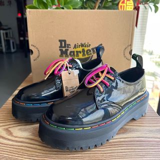 🌟官網授權商家🌟Dr . martens 馬汀博士1461鐳射厚底 Rainbow 三孔白色鞋帶馬丁靴 尺碼：35-4464207449439491110