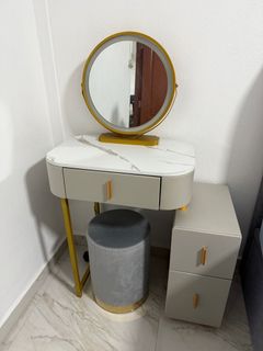(Category: ) located in . Submitted by papayapot (Listing ID 1399179129, Image 1). Description: .
