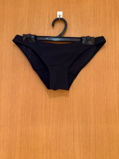 Emporio Armani EA7 黑色比基尼泳褲64212406532993110