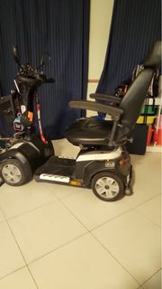 (Category: ) located in . Submitted by cykablyatf (Listing ID 1399186562, Image 1). Description: .