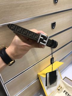 💎誠信賣家💎FENDl （芬迪）女士腰帶寬2.0cm64208958838786110