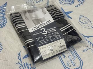 Giordano Men's Brief Underwear Three-Piece Set (M Size)64218864717570110