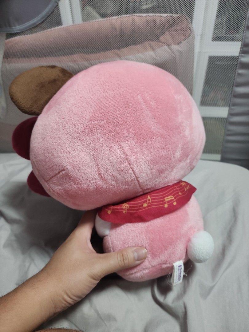 Hello kitty (Category: Character Goods) located in Singapore. Submitted by alanlyl (Listing ID 1399174703, Image 2). Description: .