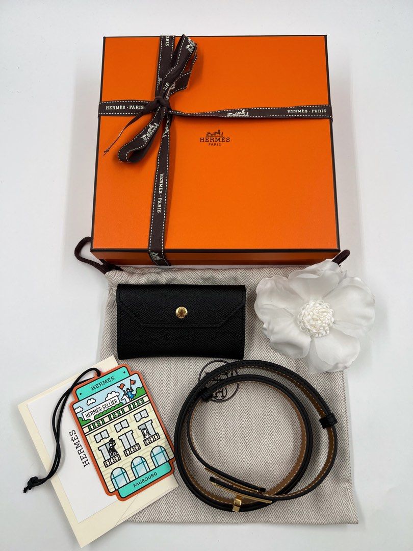 ⚜️Hermes Kelly Pocket belt (Category: Luxury Accessories) located in Makati City. Submitted by 90sangel (Listing ID 1399101782, Image 2). Description: Item: Hermes Epsom Pocket - Kelly belt 🖤 •Size: 80-110cm •Condition: Gently Used, Good as New! *Best for travels and ootd office outfits! Japan bought 2024 - includes original box, paperbag, dustbags and hermes cards ! .