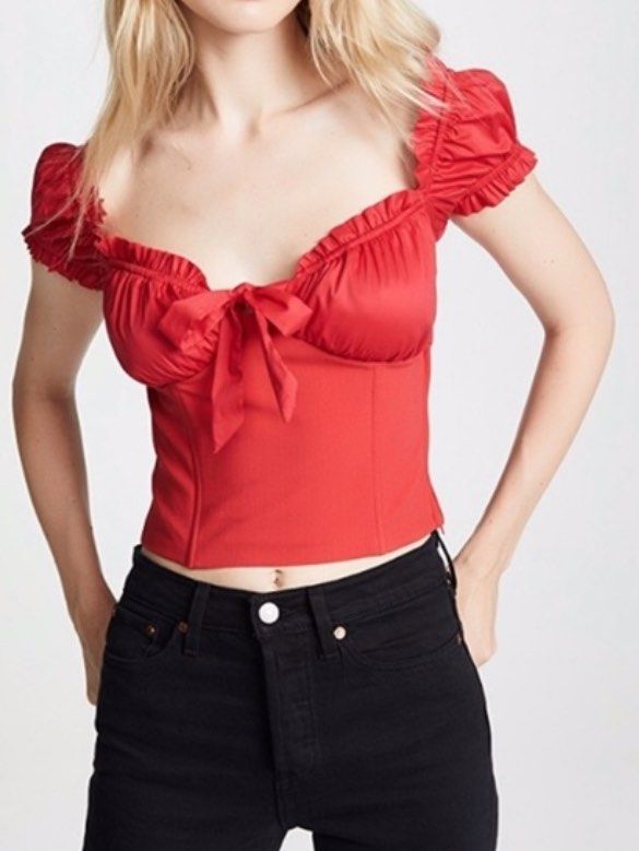 I AM GIA NAOMI TOP (Category: Blouses) located in Iloilo. Submitted by styledandsmitten (Listing ID 1399191839, Image 2). Description: Fits S-M.
