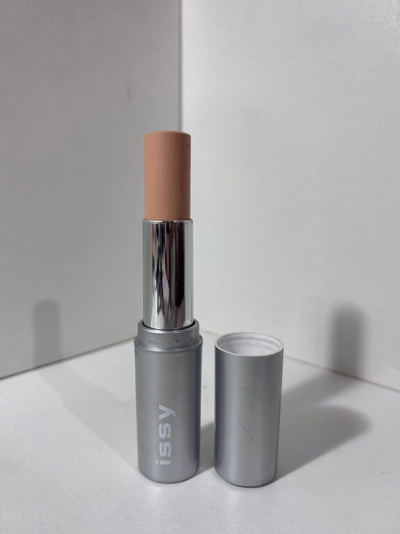 Issy & Co. Active Skin Stick - Fawn (Category: Makeup) located in Pasig City. Submitted by anne.rae (Listing ID 1399175058, Image 2). Description: Bought and opened 09-09-25 Used three times total No box, lightly used - Issy & Co. Active Skin Stick in Fawn - Stick foundation - Shade: Fawn - Net weight: 7.5 g / 0.26 oz - Product code: AS5101 - Silver tube packaging.