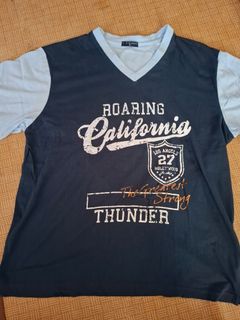 K. STEVENS V領T-shirt, size: M, 男女均可64211355446017110