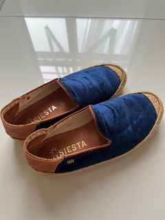 (Category: ) located in . Submitted by allgood.preloved (Listing ID 1399148330, Image 1). Description: .
