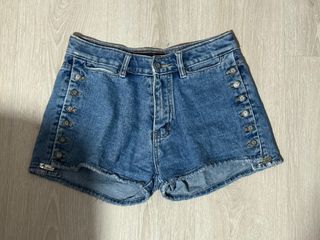 (Category: ) located in . Submitted by zenbox (Listing ID 1399198113, Image 1). Description: .