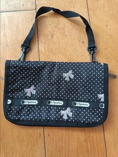 New and clean Lesporisac silver bag, document pouch, multipurpose pouch64206800736642110