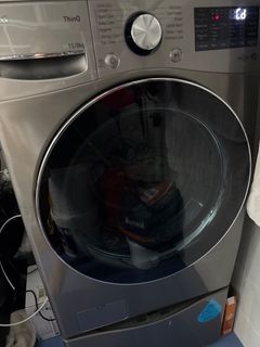 (Category: ) located in . Submitted by student_life (Listing ID 1399220697, Image 1). Description: .