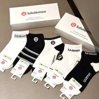 LULULEMON 新款襪子 / 一盒5雙 / 包裝盒很奈斯 Socks Sport Socks Fashion Socks64214076318595110