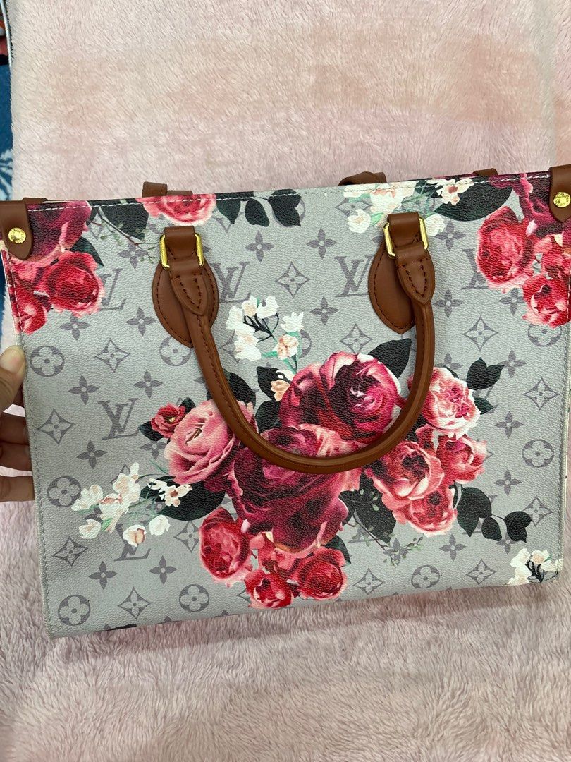 lv on the go (Category: Luxury Bags & Wallets) located in Rizal. Submitted by riri.rarapreloved (Listing ID 1399123704, Image 1). Description: may unting dumi sa loob ang ganda nito pang office.