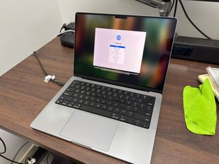 MacBook Pro Space Gray 14-inch M1 Pro 1TB Storage 32GB Memory