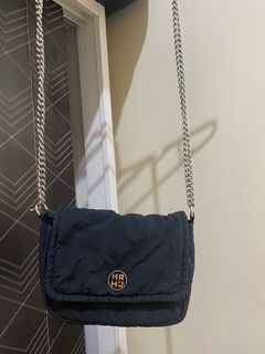 (Kategori: ) berada di . Dikirim oleh glazmode (ID iklan 1399092487, Gambar 1). Deskripsi: .