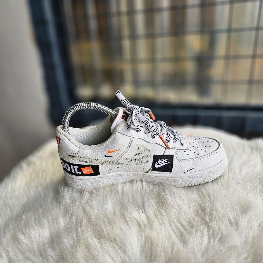 Nike Air Force 1 'Just Do It' (Category: Sneakers) located in Baguio. Submitted by kayeonlineshop (Listing ID 1399151276, Image 2). Description: 👉 White Nike Air Force 1 👉 "Just Do It" printed laces 👉 Size: EUR 37.5 / US 6.5 👉 Price: 1,350.00.