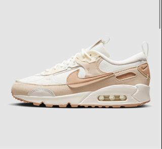 (Category: ) located in . Submitted by inezevermore (Listing ID 1399174915, Image 1). Description: .