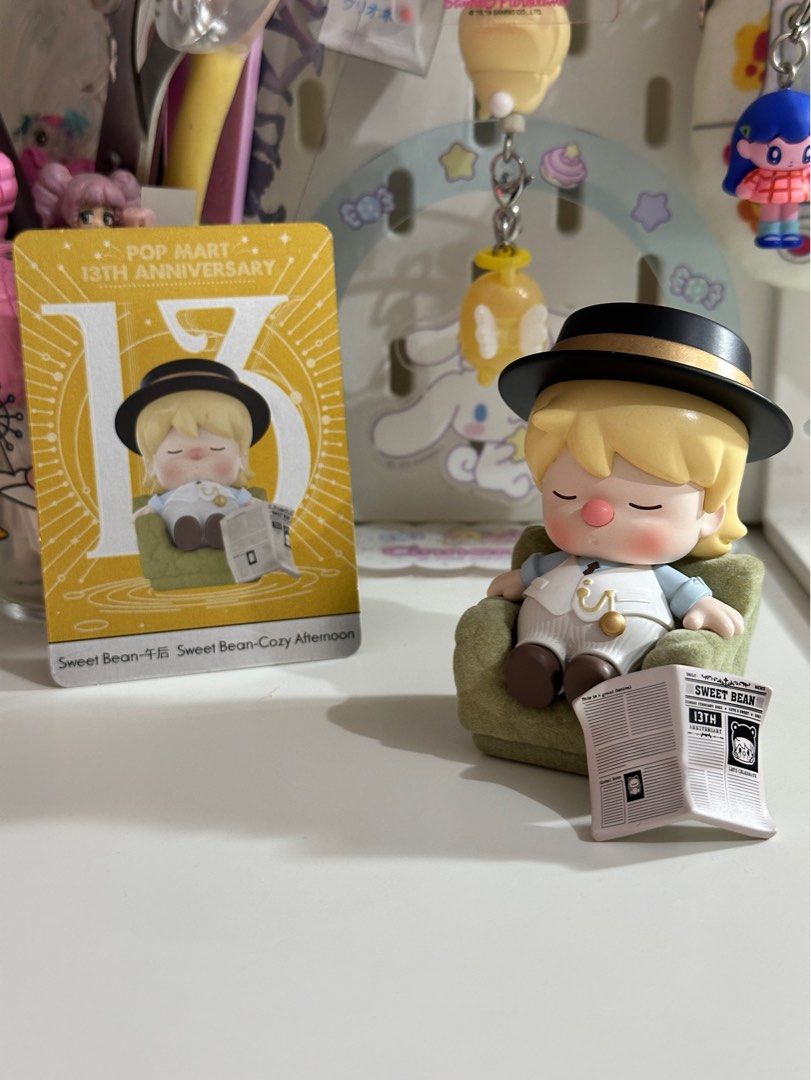 [NO BOX] Pop Mart Spotlight Sweet Bean (Category: Designer & Blind Box Toys) located in Cainta. Submitted by pomocha (Listing ID 1399237519, Image 1). Description: ‼️Please read below first before purchasing‼️ 🍀No Box 🍀Includes original card it came with 🍀Do not buy if sensitive 🍀rfs: came back from a long trip and need to declutter asap 🍀You can dm me if you want to ask any more questions regarding the item .