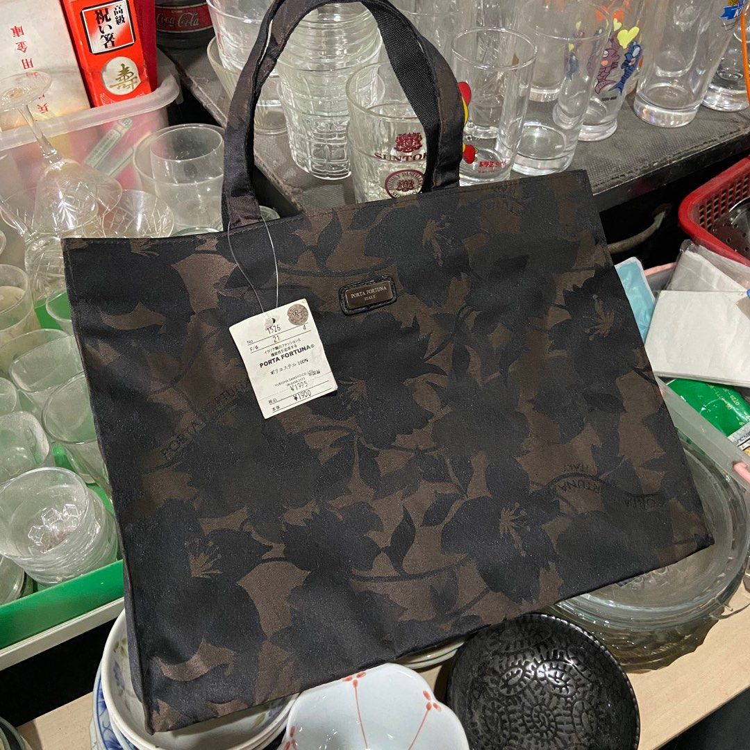 Porta Fortuna Tote Bag (Category: Tote Bags) located in Taguig. Submitted by nessyyy (Listing ID 1399092306, Image 1). Description: Japan Surplus - what you see is what you get - issue included in the photos Mode of Delivery: Lalamove or JnT only Mode of Payment: Gcash only.