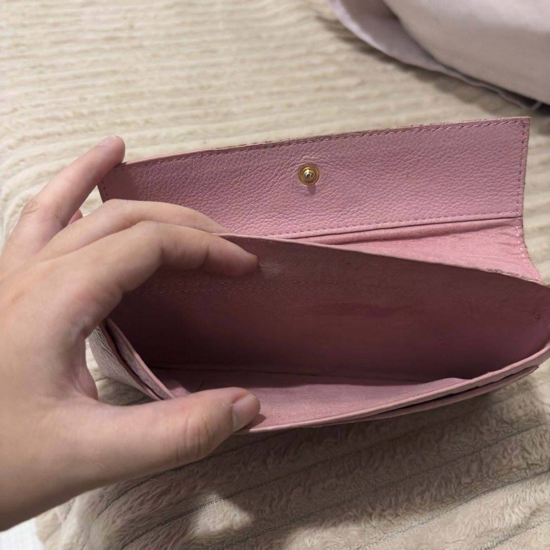 Prada Saffiano Leather Wallet - Pink (Category: Luxury Bags & Wallets) located in Malvar. Submitted by chatztash (Listing ID 1399224738, Image 3). Description: - Pink Seffiano Prada Wallet - No box, dust bag only.