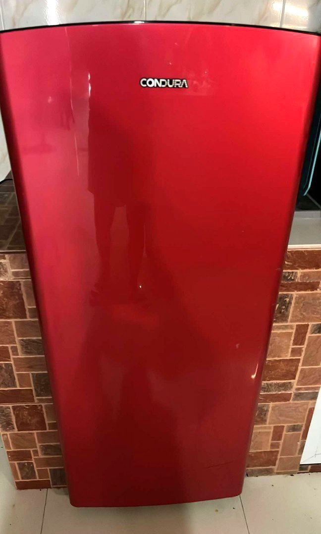RUSH SALE♥️Retro Red 6.5 cu ft (Category: Refrigerators and Freezers) located in Tagaytay City. Submitted by euniquefinds (Listing ID 1399078631, Image 2). Description: Retro Red 6.5 cu ft Good working condition Very very cold flaw: side minor scratch no freezer cover slightly nego.