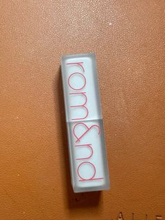 Rom&nd Zero Matte Lipstick romand霧面唇膏0164214305011714110