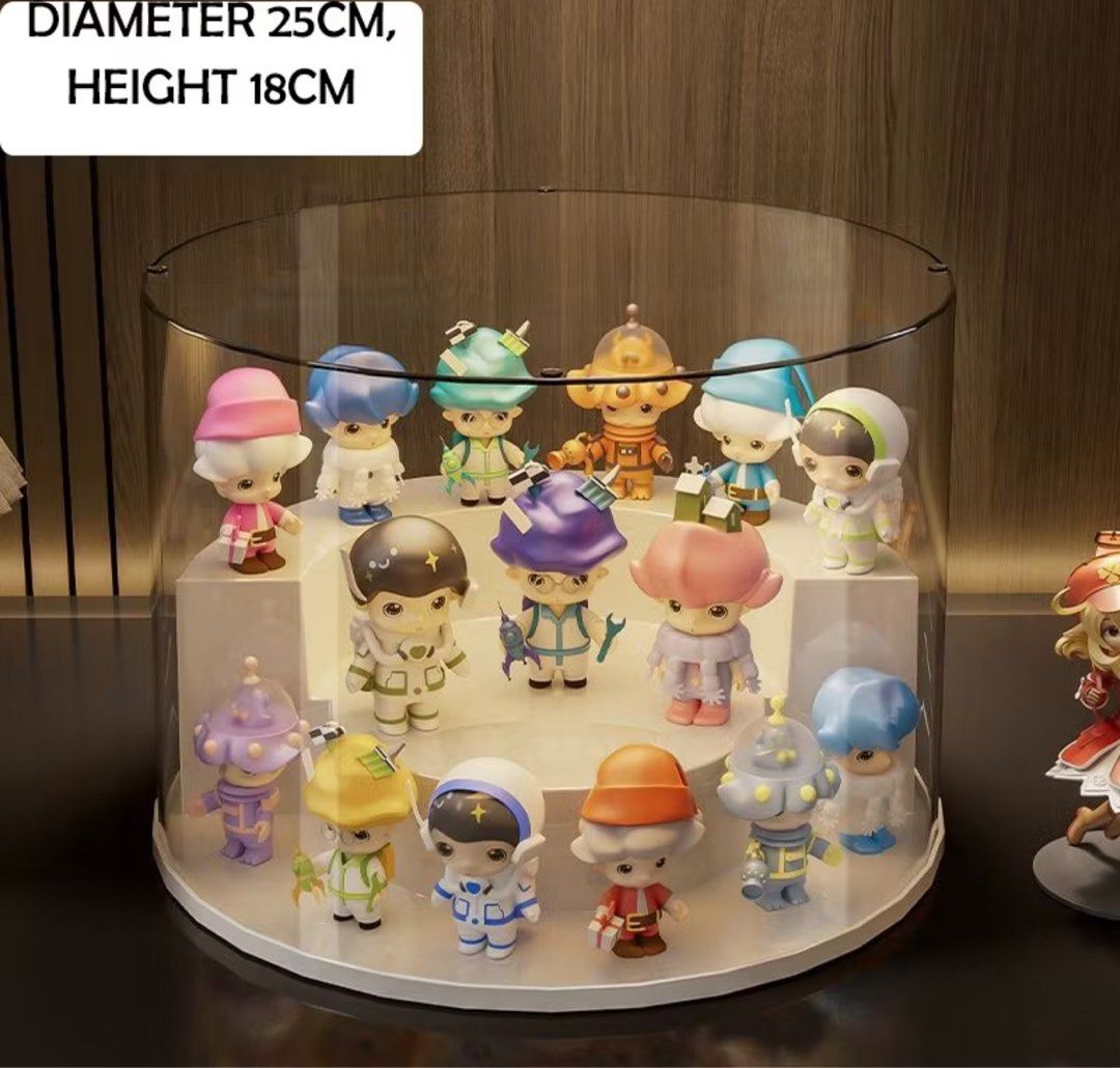 Round Acrylic Toy Display Case Box (Category: Storage Boxes & Baskets) located in Manila. Submitted by summercookie (Listing ID 1399226044, Image 3). Description: 360° acrylic 25*18.5 cm 1.360° Round transparent doll storage 2. Dust-proof storage, strong ornamentation Usage scenarios: living room/bedroom/study, etc.