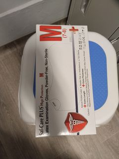 Saf-Care PLUS 檢查手套 M 碼64210707623427110