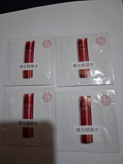 SHISEIDO EUDERMINE
活膚透亮精華水 每包1.5ml 每包1.5元  到期日2026年64214535372419110
