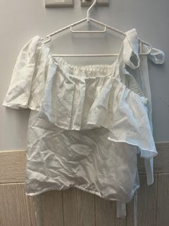 Snidel 白色荷葉邊露肩上衣64214531647233110