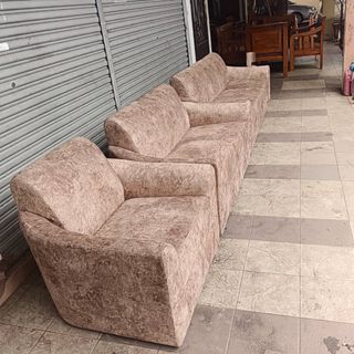 (Category: ) located in . Submitted by msrisa99 (Listing ID 1399216139, Image 1). Description: .