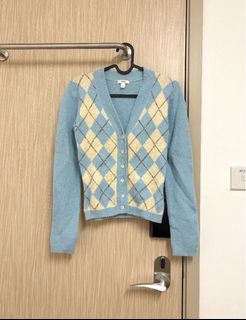 Stradivarius 針織開襟衫 菱形格紋 y2k 复古校園風 長袖毛衣 開襟衫64214532960387110