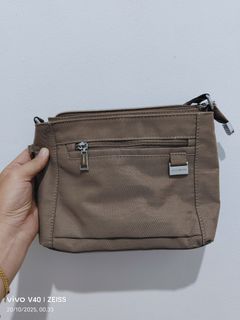 (Kategori: ) berada di . Dikirim oleh lemoy (ID iklan 1399228991, Gambar 1). Deskripsi: .