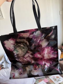 （分類：）位於 。 由 160_wardrobe 提交（商品編號 1399089753，圖片 1）。簡介： 。