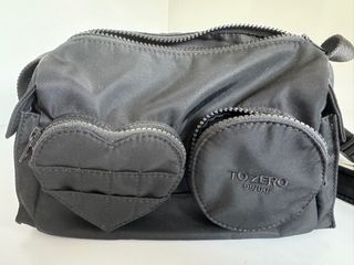 TO ZERO 99/00 黑色斜挎包64210509678978110