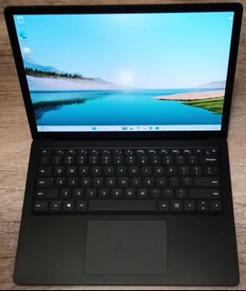 Top Spec Surface Laptop 4 32G Ram-1Tb SSD i7-1185G7 Excel conditions64211995331843110