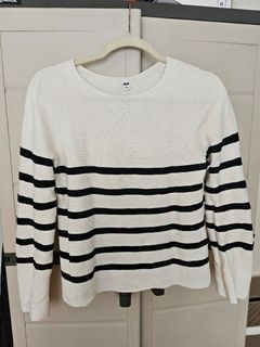 (Category: ) located in . Submitted by wardrobeez (Listing ID 1399060444, Image 1). Description: .