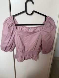Uniqlo 紫色泡泡袖上衣64210291740035110