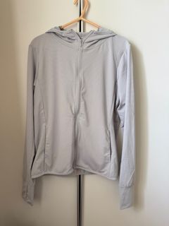 Uniqlo 防曬連帽外套64210708785027110