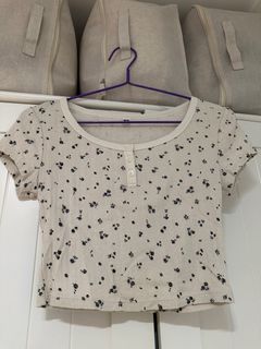 Uniqlo 花卉紋理上衣64214073394049110