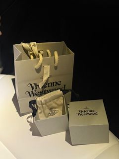 （分類：）位於 。 由 tinachan2192 提交（商品編號 1399195512，圖片 1）。簡介： 。