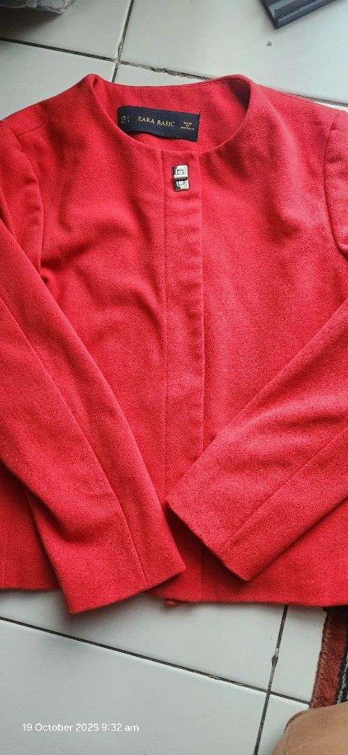 Zara Basic Red Jacket/coat (Category: Coats, Jackets and Outerwear) located in Kuala Lumpur. Submitted by oddocean.1d0d40 (Listing ID 1399241888, Image 2). Description: - Zara Basic red jacket - Round neckline - Single button closure - Long sleeves - Features pockets - Size: EUR S, USA S, MEX 26 - Made in Morocco.