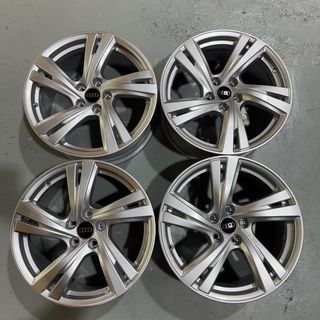 (Category: ) located in . Submitted by exoticwheels (Listing ID 1395940829, Image 1). Description: .