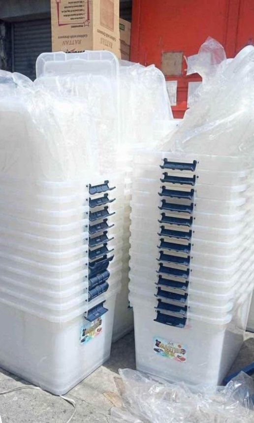 📩 ON HAND NO MINIMUM STORAGE BOX WITH WHEELS AND HANLDES (Category: Storage Boxes & Baskets) located in Manila. Submitted by kellychz (Listing ID 1396021632, Image 2). Description: ☑️ On hand storage box ✔️☑️ Mura & big discount sa bulk orders 🔹 maganda quality 🔹 super sale 🔹 on hand 🔹 makapal 💕 mode of payment: cod / gcash .