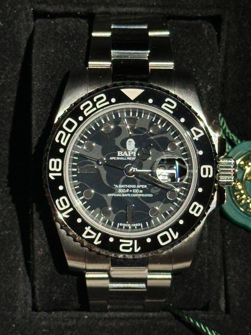 Bapex Type 2 Colorcamo Watch (Category: Luxury Watches) located in Mandaluyong City. Submitted by davyanne (Listing ID 1395972255, Image 2). Description: Bapex Type 2 Colorcamo Watch Full set Guaranteed card, Booklet, Extra Links, Double box with outer sleeve and Paper bag Worn-once 37,999.