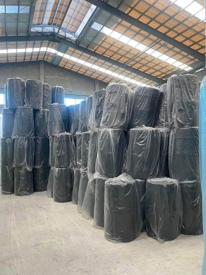 Black Bubble Wrap Rolls (Category: Craft Supplies & Tools) located in Manila. Submitted by jeneferfro37506 (Listing ID 1395977970, Image 3). Description: - Black bubble wrap rolls - Perfect for shipping and storage - Available in various sizes - Protects your items - Wrapped in plastic for protection - Ideal for businesses and individuals - Multiple rolls available.