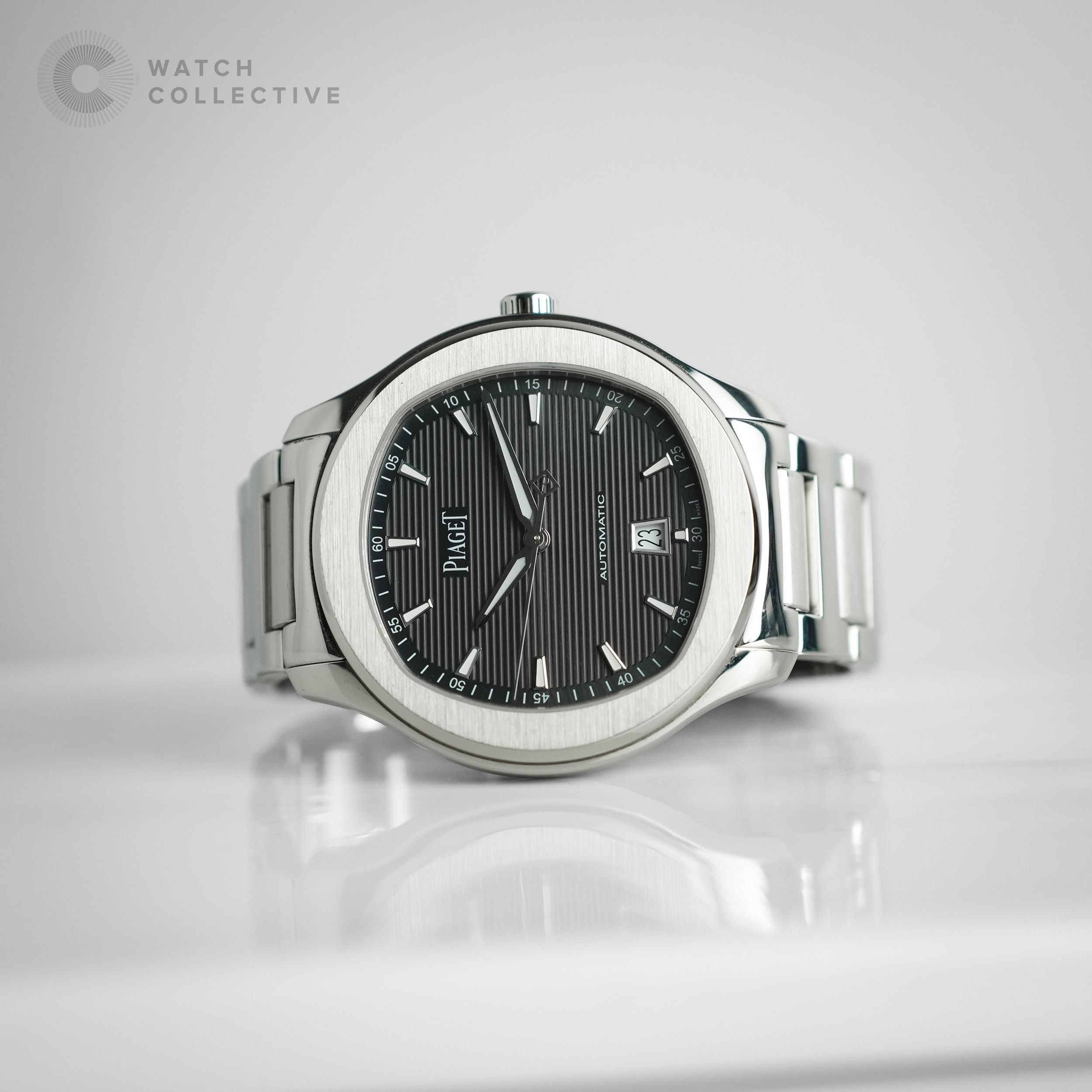 📦Complete Set📝Piaget Polo S Stainless Steel 42mm automatic G0A41003 (Category: Watches) located in Singapore. Submitted by watchcollective (Listing ID 1395972319, Image 2). Description: Piaget Polo S Stainless Steel 42mm automatic Reference Number: G0A41003 Condition: Lightly Used Comes with: Complete Set Size: 42mm Case Material: Stainless Steel Strap Material: Stainless Steel Dated: Jan 2022 SKU: PG-W45931-0001 --- Pm to reach out for more in