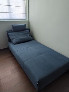 (Category: ) located in . Submitted by arzek (Listing ID 1374408255, Image 1). Description: .