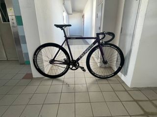 (Category: ) located in . Submitted by bikehorizon (Listing ID 1395950283, Image 1). Description: .
